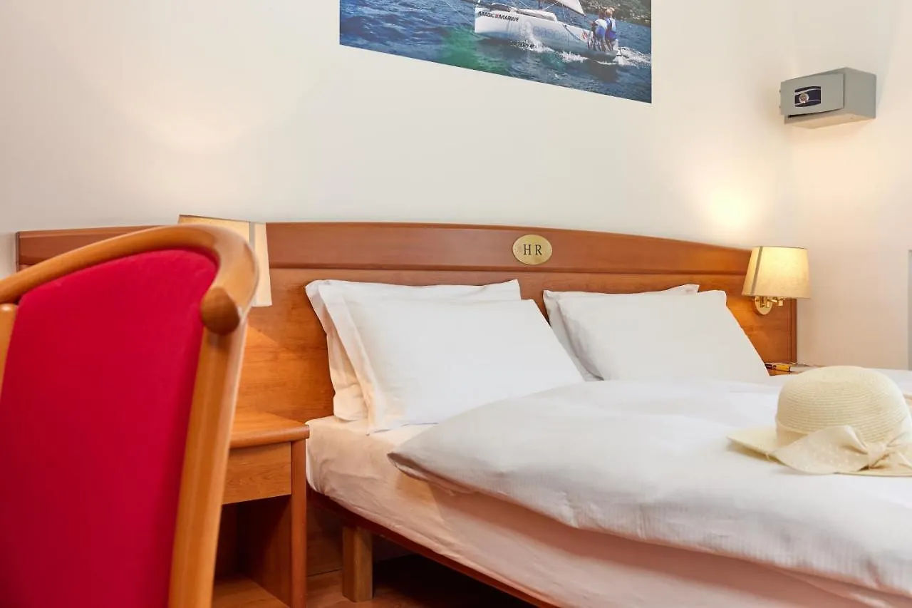Beach Hotel Rosa Malcesine