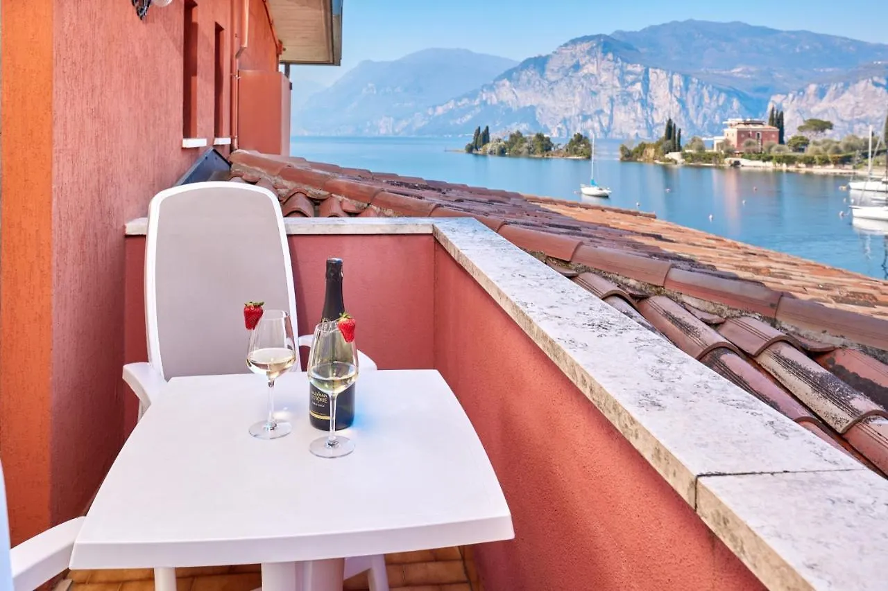 Beach Hotel Rosa Malcesine