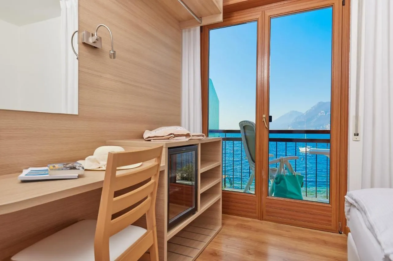 Beach Hotel Rosa Malcesine
