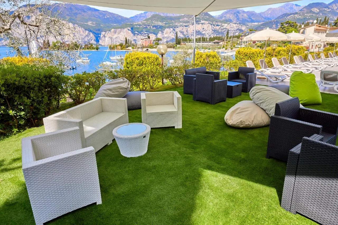 Beach Hotel Rosa Malcesine