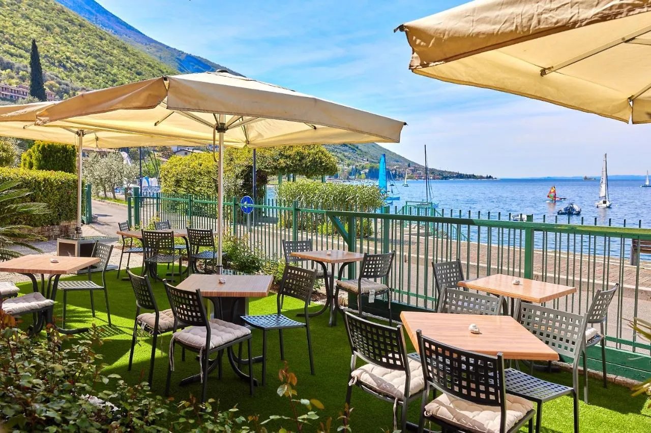 Beach Hotel Rosa Malcesine 3*,