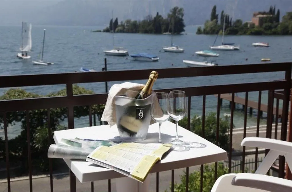 Beach Hotel Rosa Malcesine 3*,