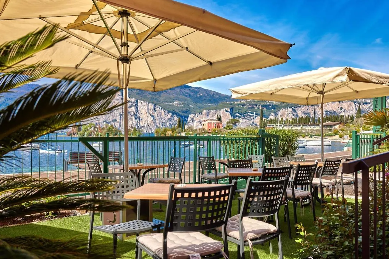 Beach Hotel Rosa Malcesine