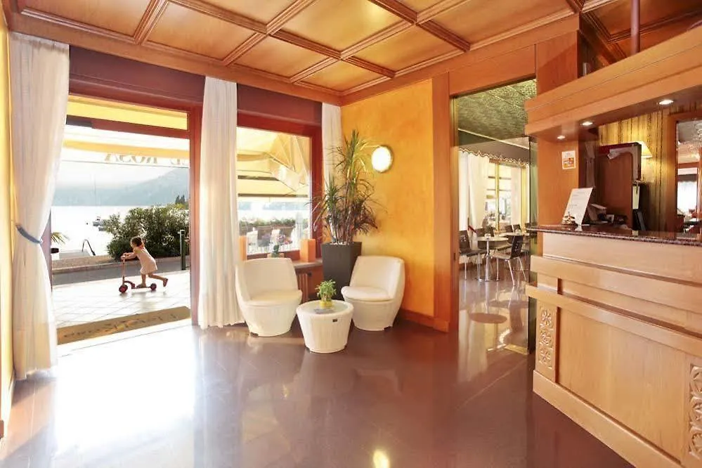 Beach Hotel Rosa Malcesine